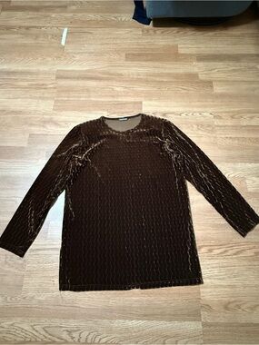 Jacob Men's Dark Brown Velvet Crewneck Sweater